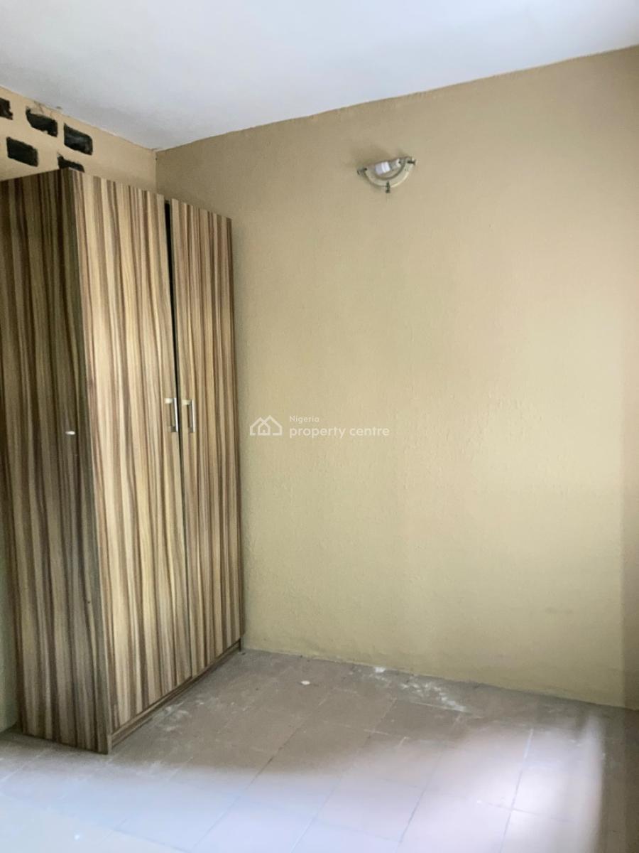 Clean 3 Bedroom Flat 2 Rooms Ensuit Downstairs with Good Parking Space, Well Secured Gated Street Balogun Off Awolowo Way Ikeja, Ikeja, Lagos, Flat / Apartment for Rent