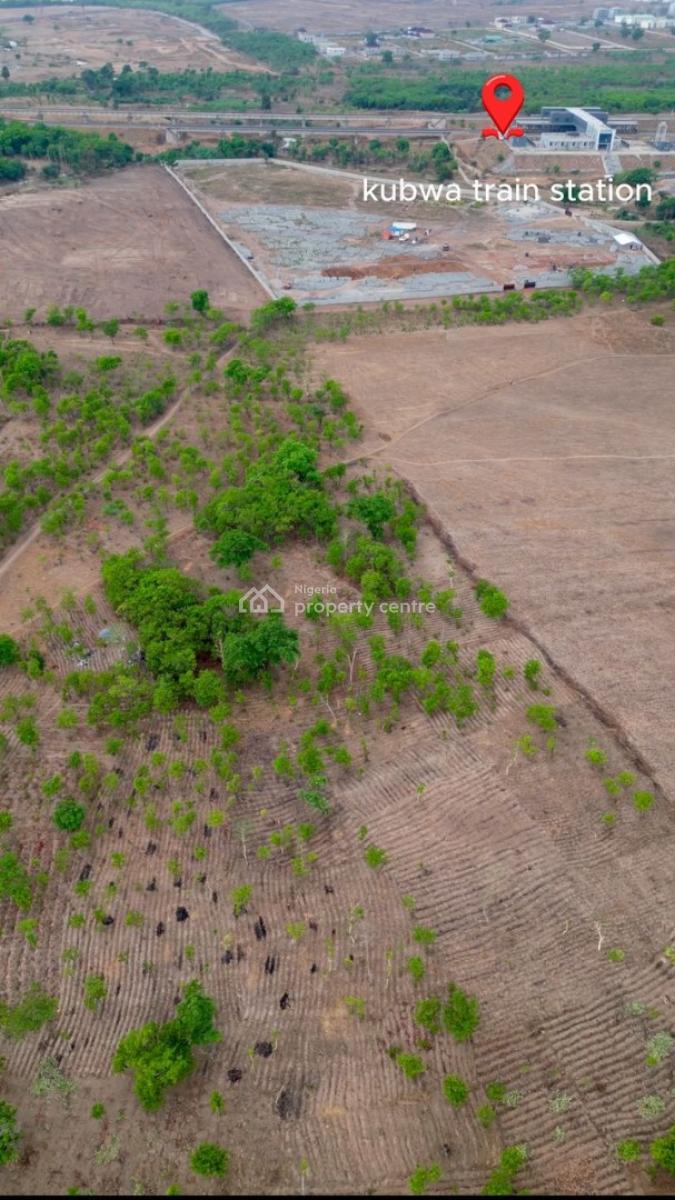 8 Hectare of Flat Land in Kagini Opposite Kubwa Railway Station, Kagini/kubwa Express Way, Kagini, Abuja, Mixed-use Land for Sale