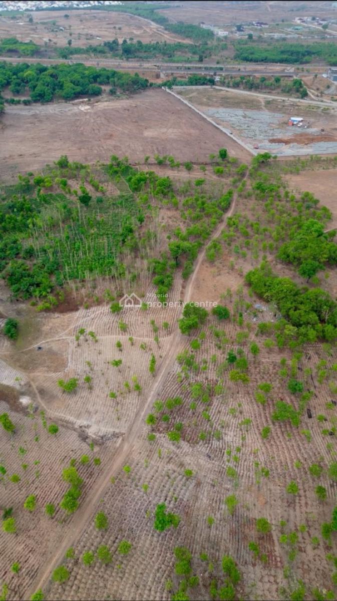 8 Hectare of Flat Land in Kagini Opposite Kubwa Railway Station, Kagini/kubwa Express Way, Kagini, Abuja, Mixed-use Land for Sale