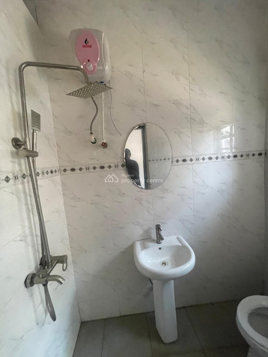 Lovely 2bedroom Flat, Lekki Conservation Road, Lekki, Lagos, Flat / Apartment for Rent