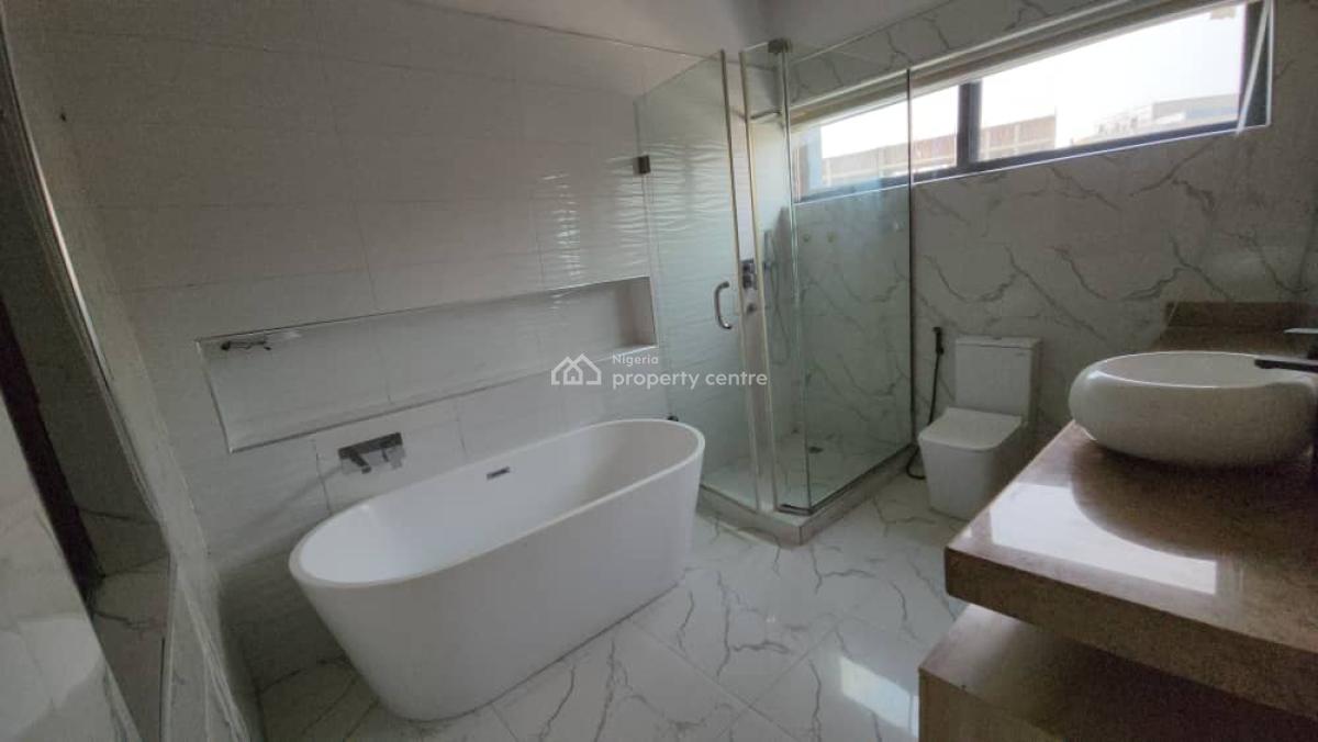 Four Bedroom Terrace, Lekki Phase 1, Lekki, Lagos, Terraced Duplex for Rent