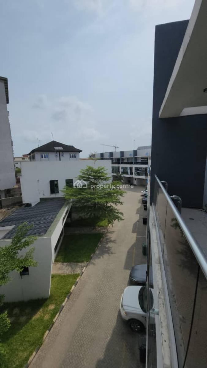 Four Bedroom Terrace, Lekki Phase 1, Lekki, Lagos, Terraced Duplex for Rent
