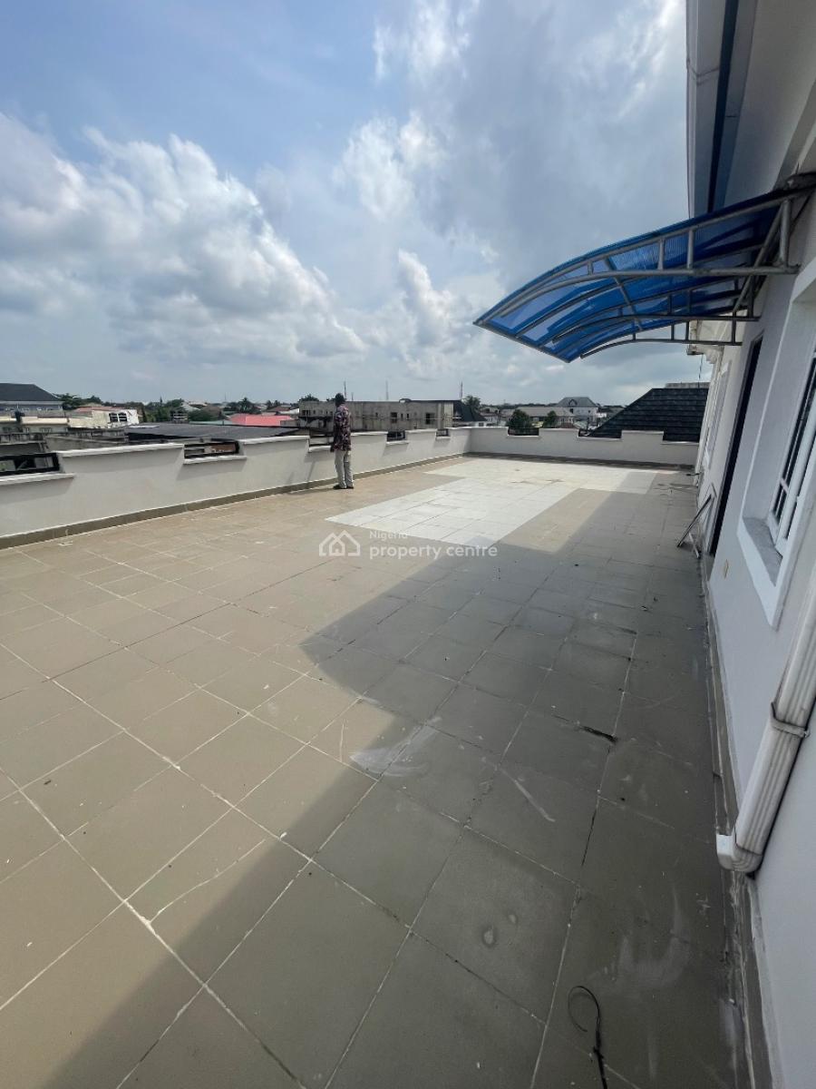 Spacious 4 Bedroom Penthouse with 2 Terraces, Mobil Road, Ilaje, Ajah, Lagos, Flat / Apartment for Rent