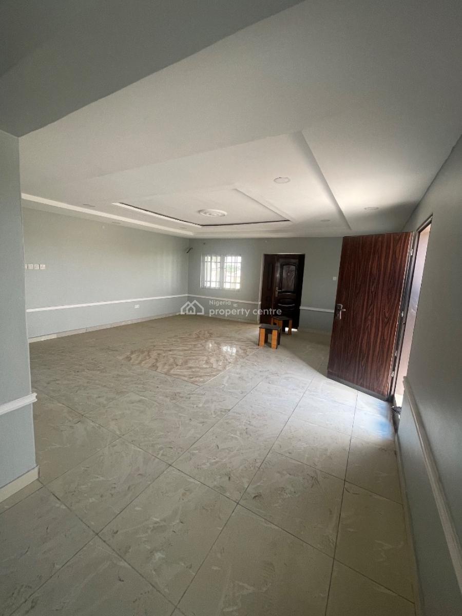 Spacious 4 Bedroom Penthouse with 2 Terraces, Mobil Road, Ilaje, Ajah, Lagos, Flat / Apartment for Rent