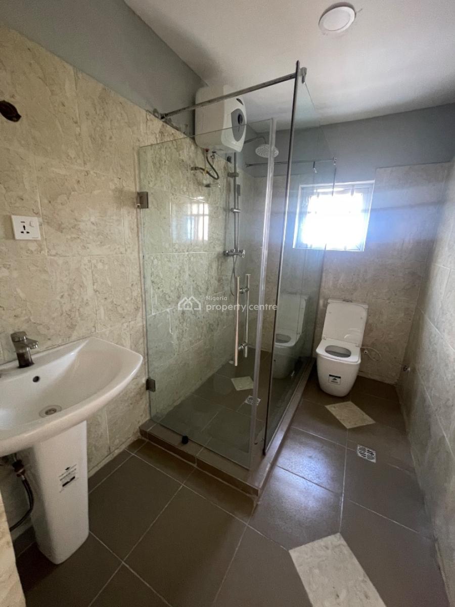 Spacious 4 Bedroom Penthouse with 2 Terraces, Mobil Road, Ilaje, Ajah, Lagos, Flat / Apartment for Rent