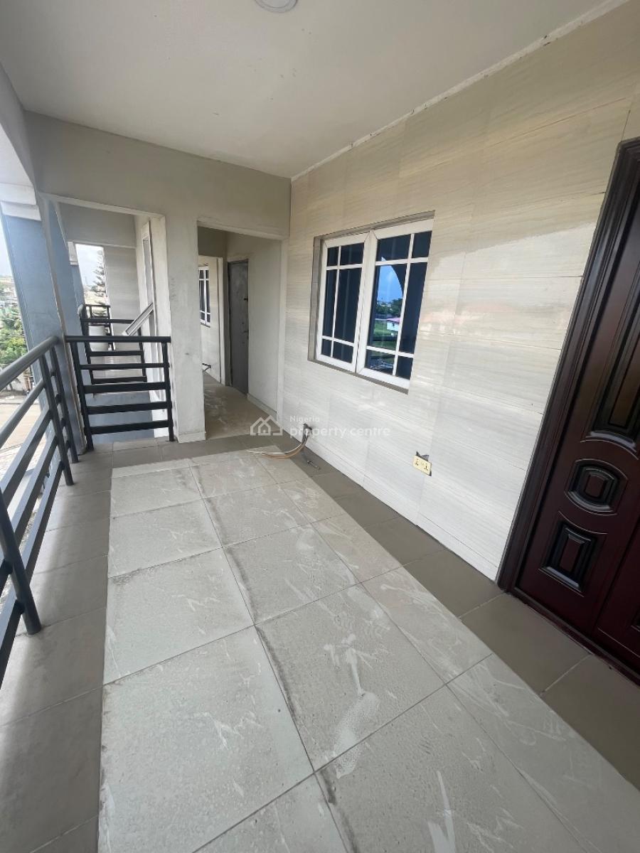 Spacious 4 Bedroom Penthouse with 2 Terraces, Mobil Road, Ilaje, Ajah, Lagos, Flat / Apartment for Rent