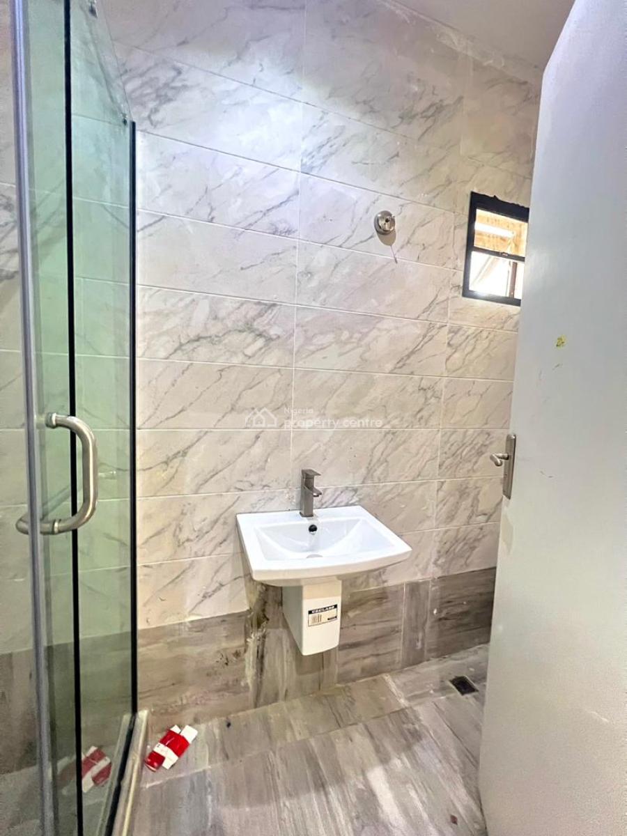 Very Spacious 2-bedroom Apartment with Swimming Pool, Oniruu, Victoria Island (vi), Lagos, House for Rent