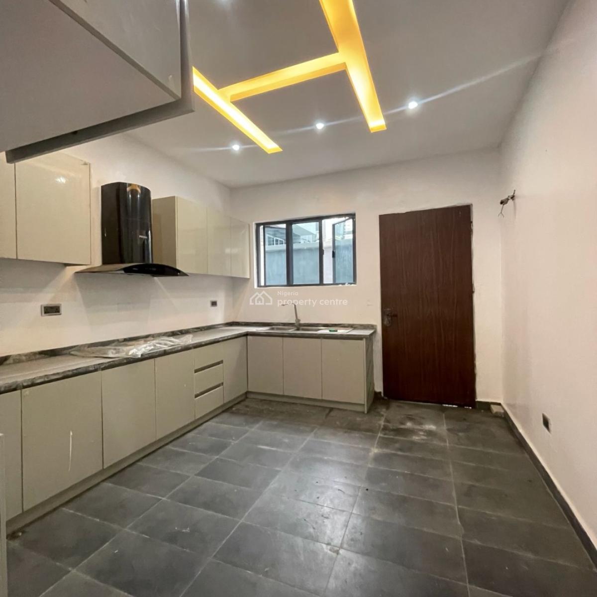 Beautiful   Fully Serviced 5 Bedrooms Semi Detached Duplex with Bq, Ikate, Lekki, Lagos, Semi-detached Duplex for Sale