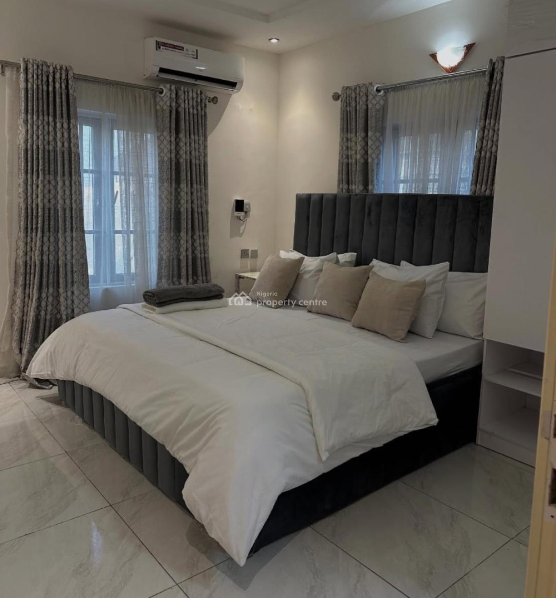 2 Bedroom Apartment, Ipaja, Lagos, Flat / Apartment Short Let