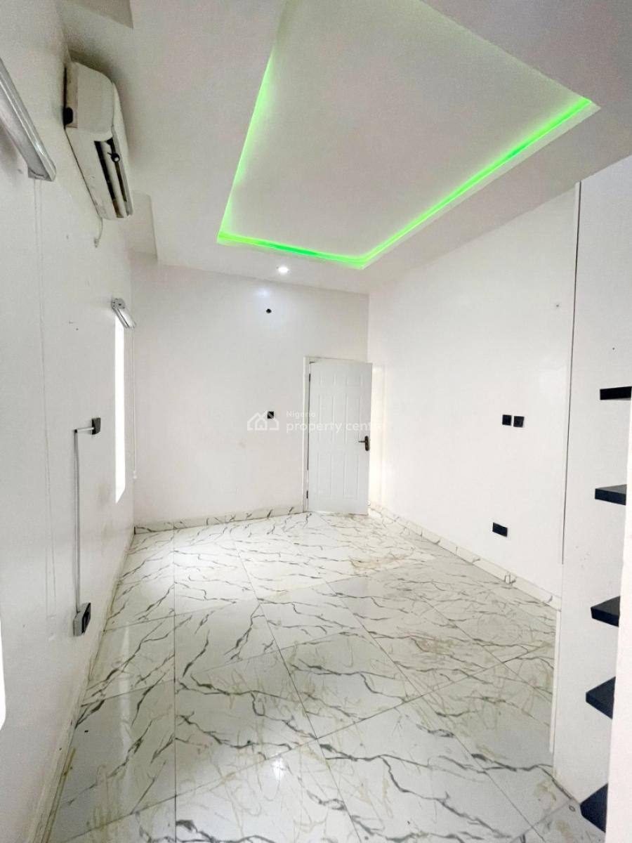 Nice Room & Parlour/mini Flat Upstairs, Chevy View Estate, Chevron Drive, Lekki, Lagos, Mini Flat (room and Parlour) for Rent