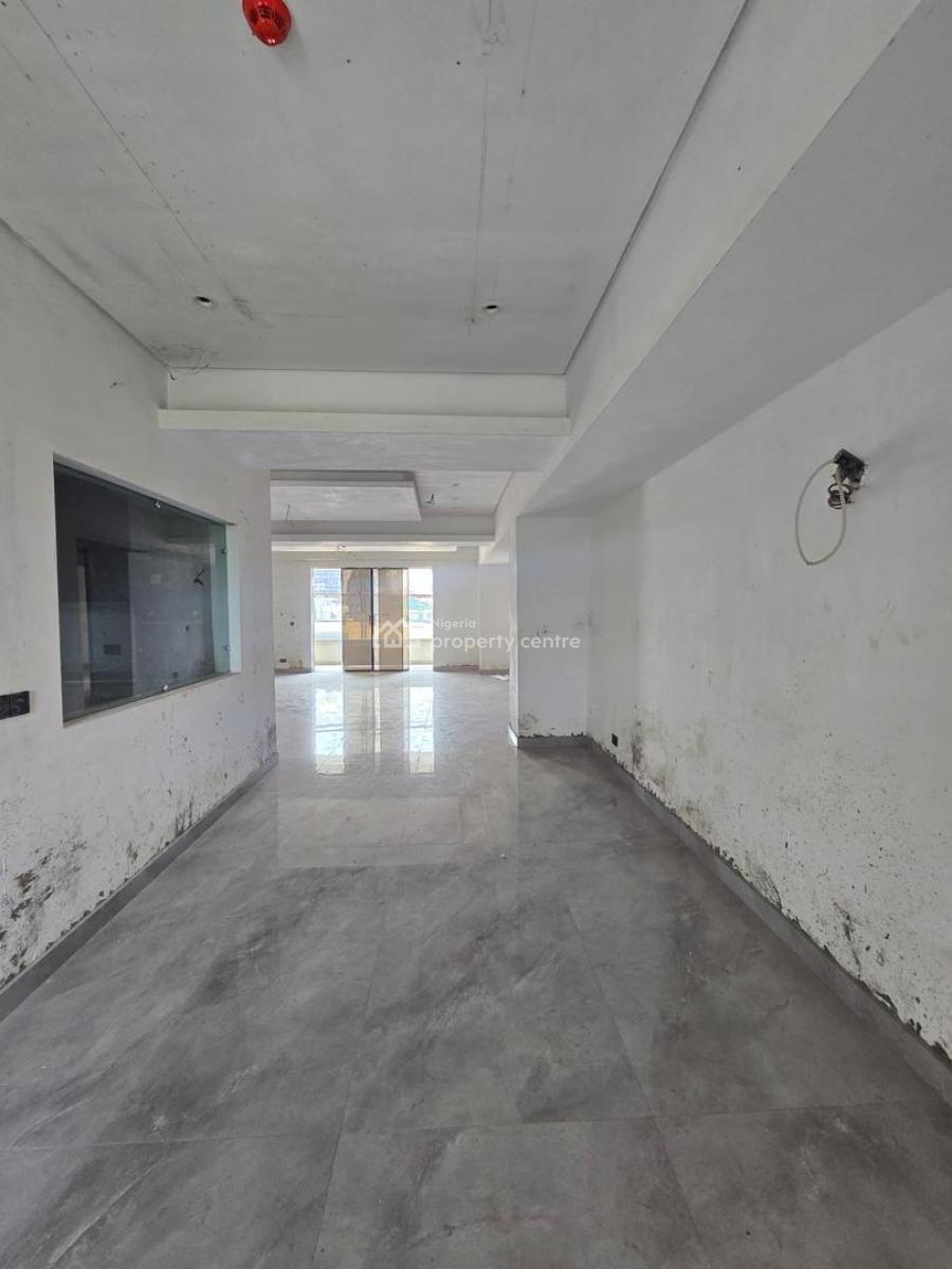 Beautiful 3bedroom Apartment with an Elevator and a Pool, Ikoyi, Lagos, Flat / Apartment for Sale