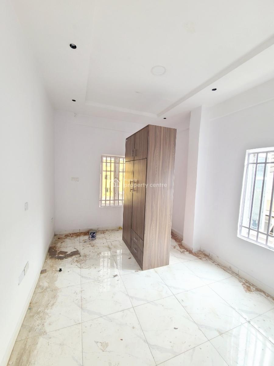 Brand New 2 Bedroom Flat Upstairs, Agungi, Lekki, Lagos, Flat / Apartment for Rent
