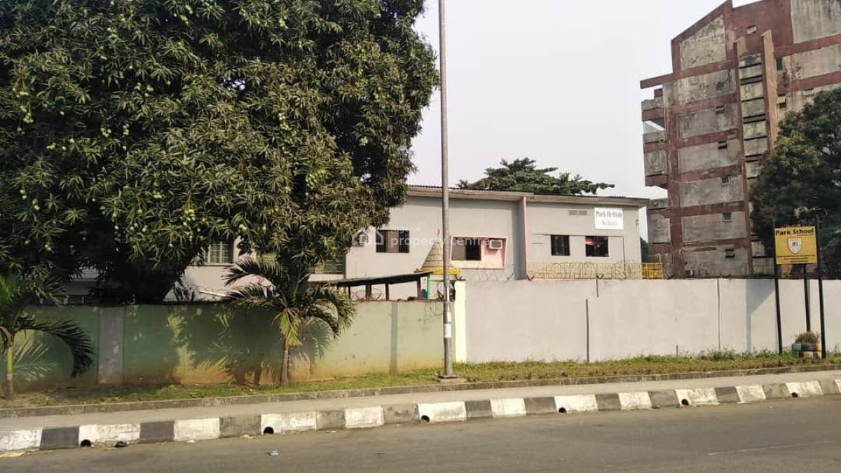 Well Maintained 2 Units 5 Bedroom Duplex with 3 Room Chalet Each, Marine Road, Gra, Apapa, Lagos, Detached Duplex for Sale