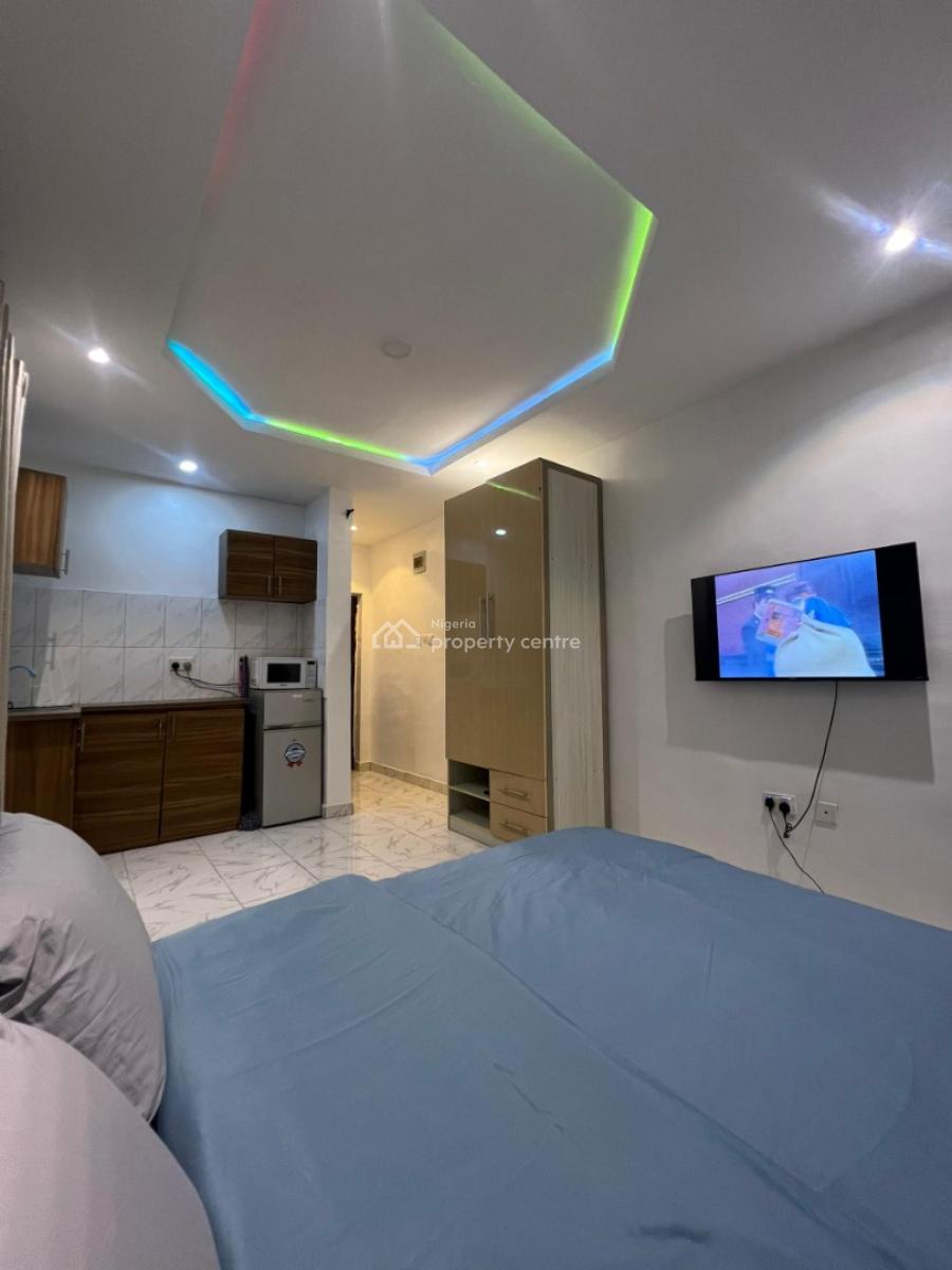 Monthly Stay Studio Apartment, Jibowu Estate Like, Yaba, Lagos, Self Contain (single Rooms) Short Let