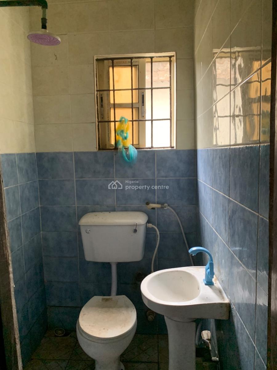 Very Spacious Room and Parlor in Self Secure Environment, Lafiaji Off Orchid Road By Eleganza Bus Stop Lekki Lagos, Lekki Phase 2, Lekki, Lagos, Mini Flat (room and Parlour) for Rent
