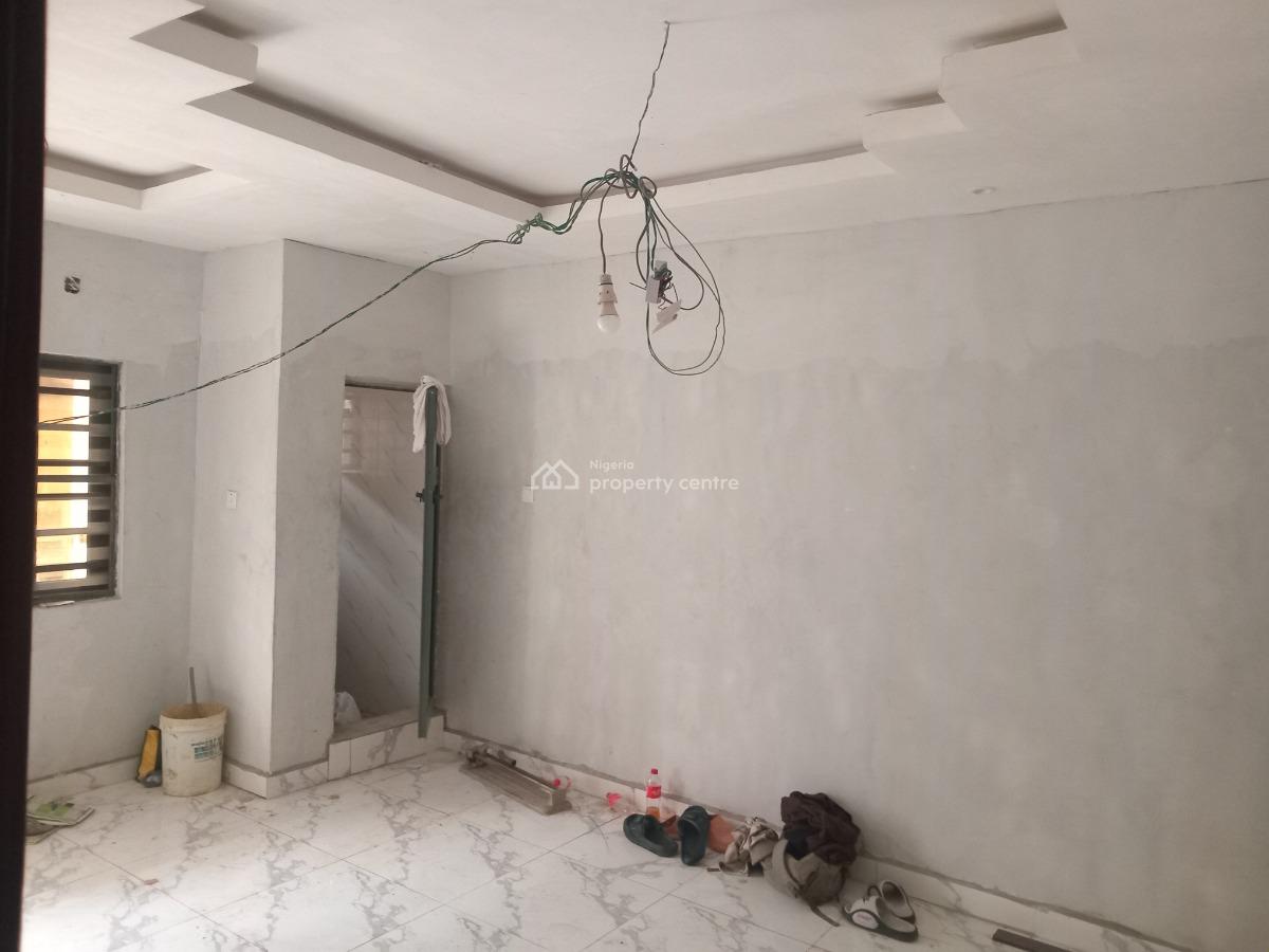 Chocolate Mini Flat, Adekunle By Third Mainland Bridge Yaba, Yaba, Lagos, Mini Flat (room and Parlour) for Rent