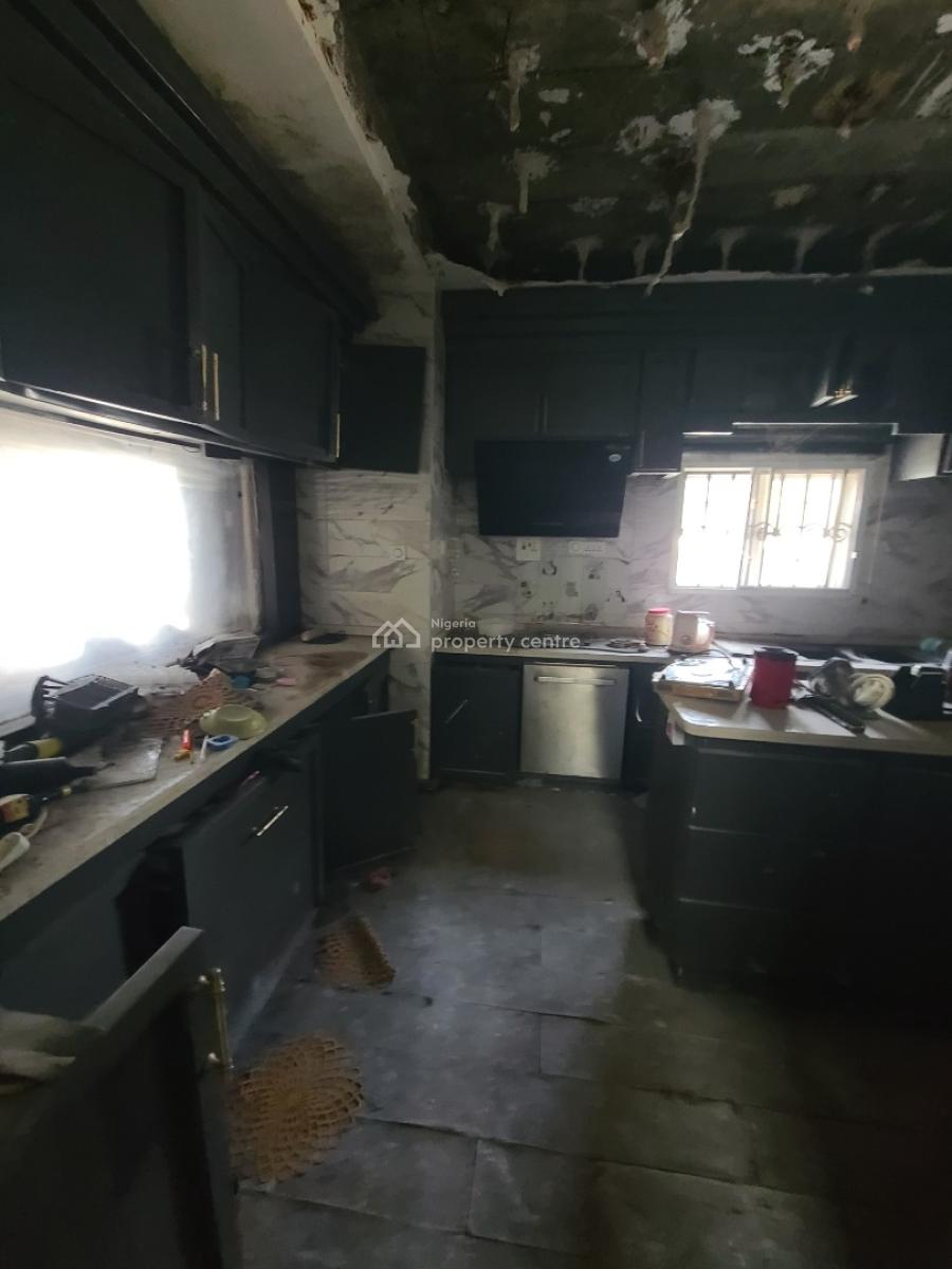 Beautiful Spacious 6 Bedroom Fully Detached Mansion with Swimming Pool, Mayfair Garden Estate Awoyaya Lekki Epe Express Way, Awoyaya, Ibeju Lekki, Lagos, Detached Duplex for Sale