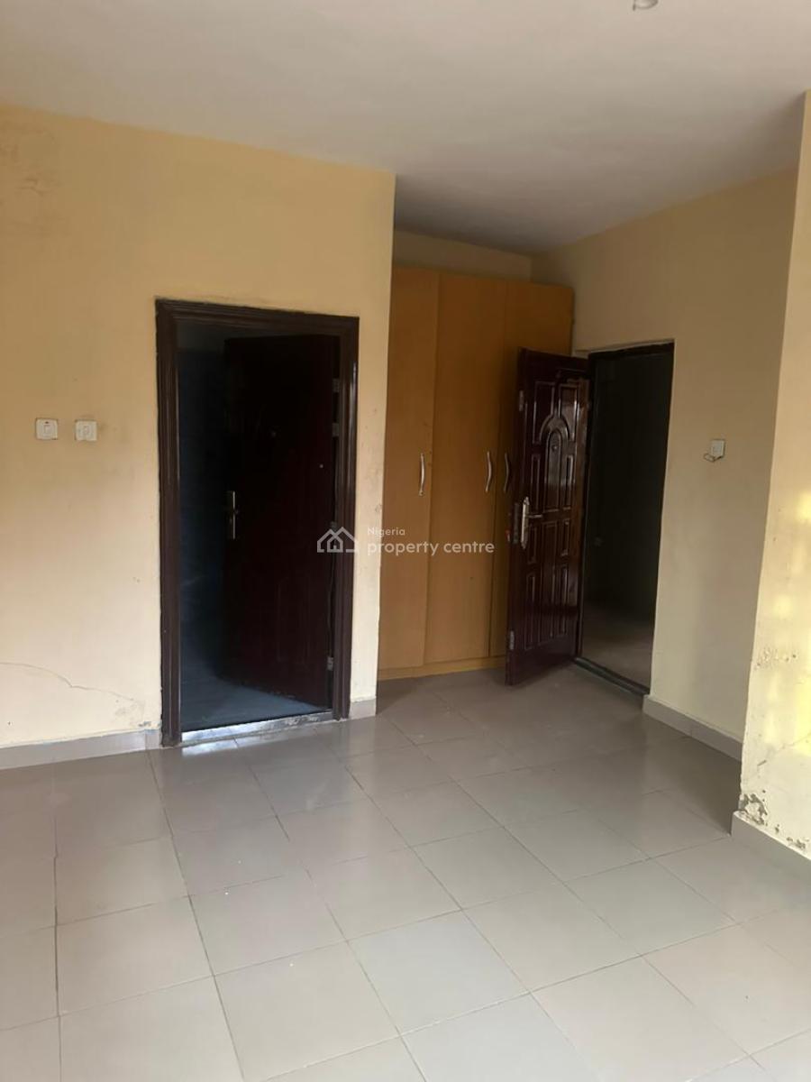 Executive Standard 3bedroom Apartment, Akowonjo, Alimosho, Lagos, Flat / Apartment for Rent