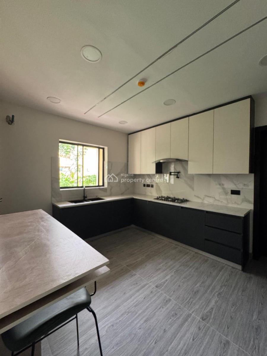 4 Bedroom Terrace Duplex with Boys Quarters, Obanikoro, Shomolu, Lagos, Terraced Duplex for Sale