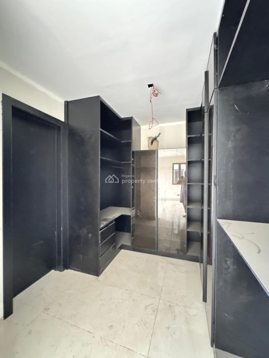 4 Bedroom Terrace Duplex with Boys Quarters, Obanikoro, Shomolu, Lagos, Terraced Duplex for Sale