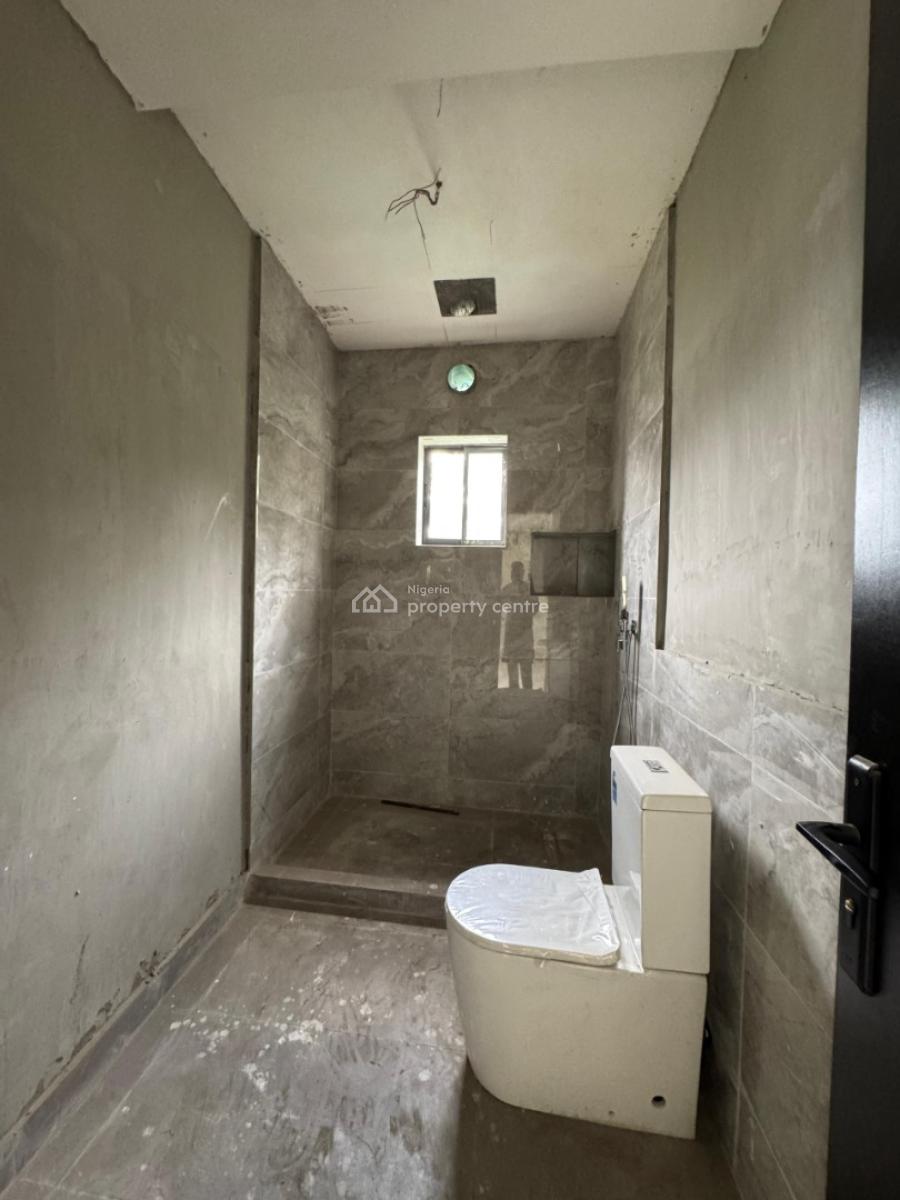 4 Bedroom Terrace Duplex with Boys Quarters, Obanikoro, Shomolu, Lagos, Terraced Duplex for Sale