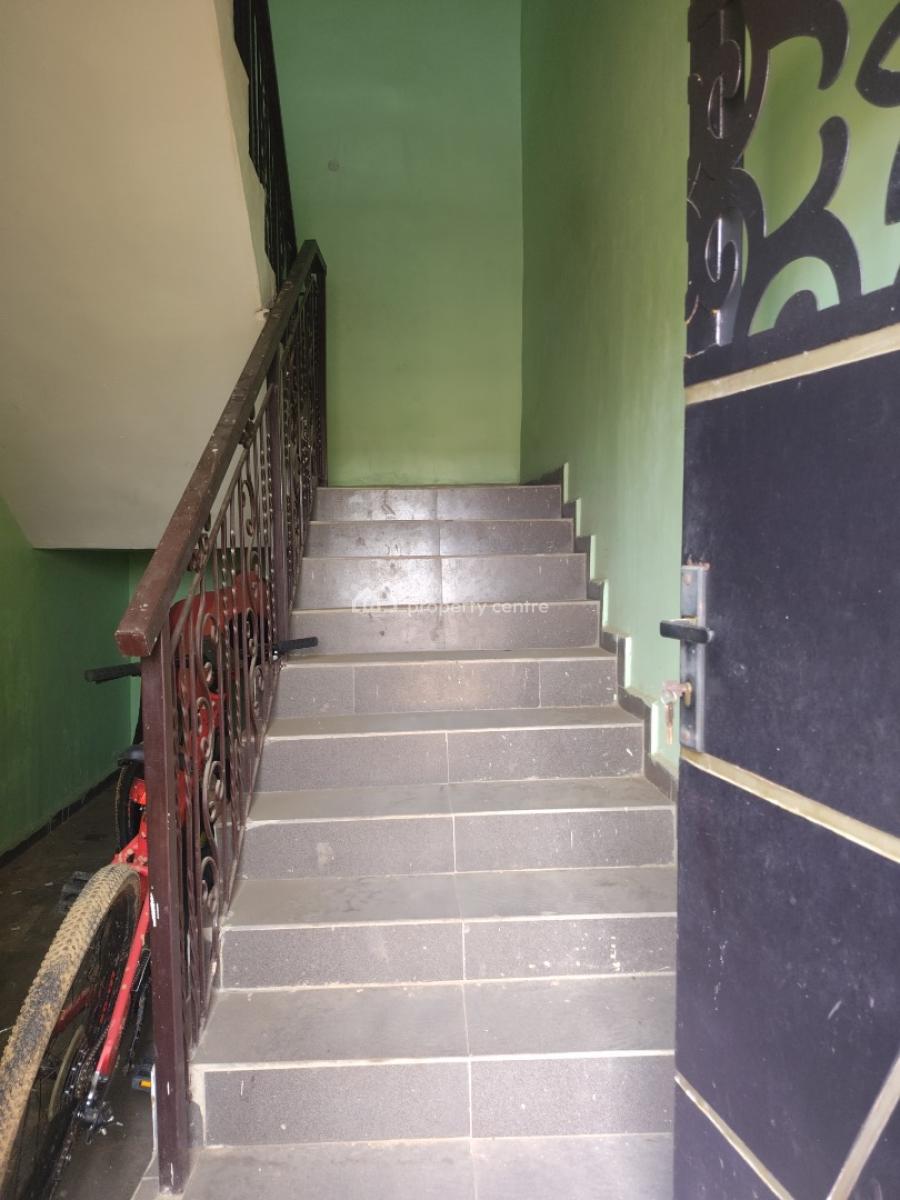 Spacious 3-bedroom Upstairs Flat in a Secure Estate, Ikorodu, Lagos, Flat / Apartment for Rent
