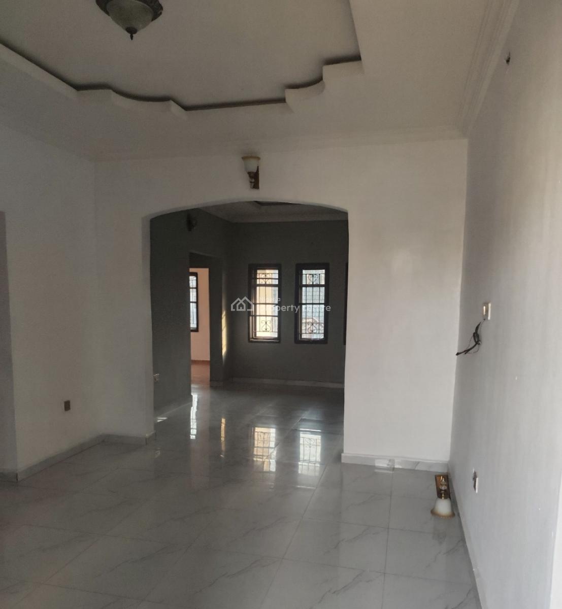 Spacious 3-bedroom Upstairs Flat in a Secure Estate, Ikorodu, Lagos, Flat / Apartment for Rent