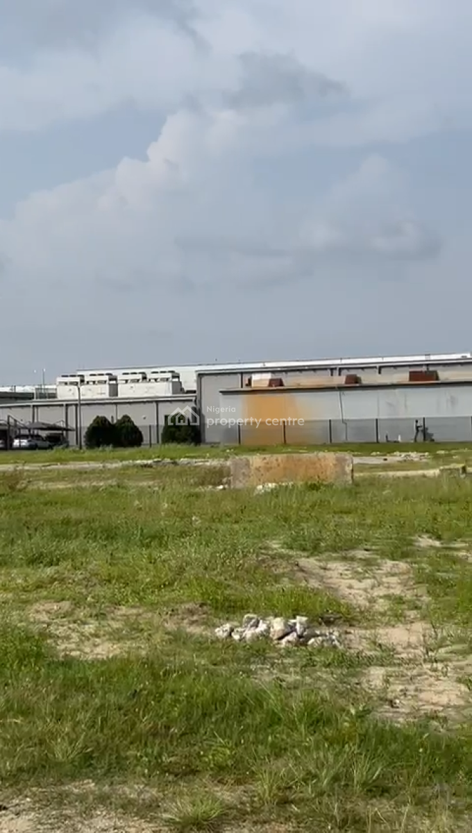 Plots of Land on a Dry Land, Monastery Road,, Sangotedo, Ajah, Lagos, Mixed-use Land for Sale