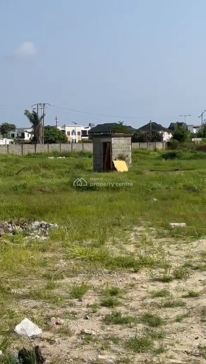 Plots of Land on a Dry Land, Monastery Road,, Sangotedo, Ajah, Lagos, Mixed-use Land for Sale
