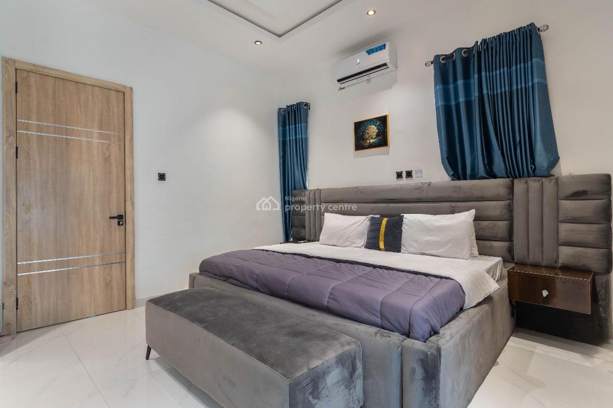 Exquisite 3 Bedroom Fully Detached Duplex with Exclusive Features, 3 Bedroom Apartment in Lekki, Bankole Street, Ologolo Lekki, Ologolo, Lekki, Lagos, Flat / Apartment Short Let