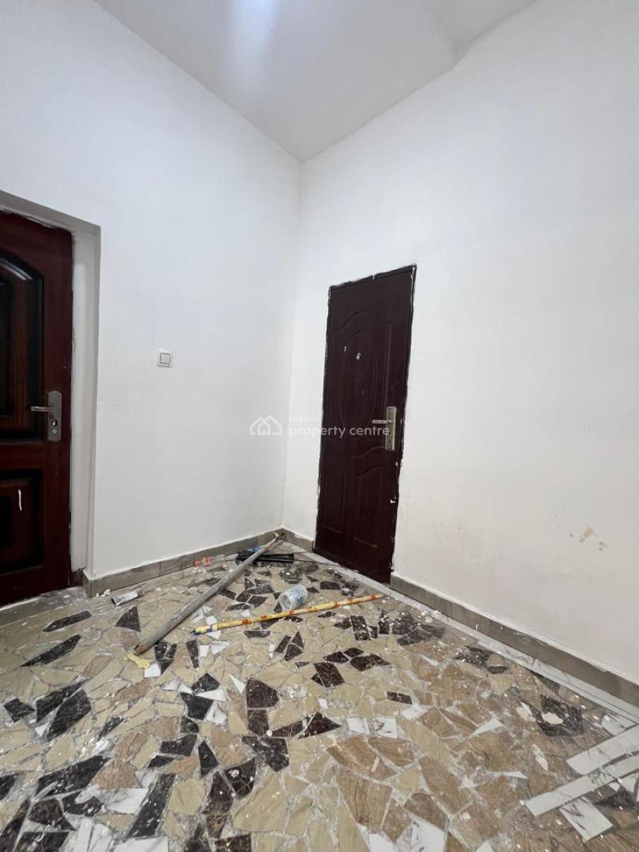 Spacious Bq in an Estate, in an Estate By Lekki Conservation, Lekki, Lagos, Self Contain (single Rooms) for Rent