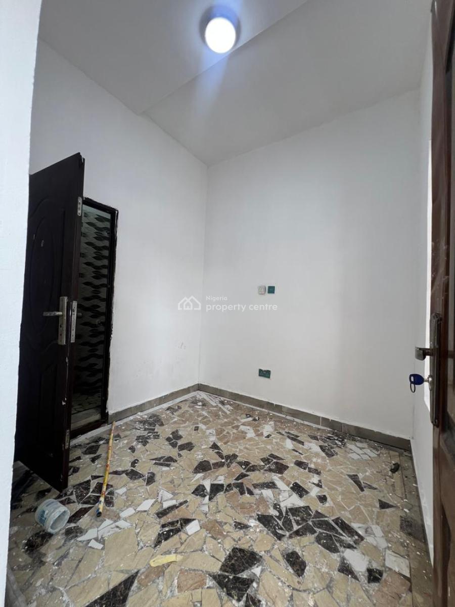 Spacious Bq in an Estate, in an Estate By Lekki Conservation, Lekki, Lagos, Self Contain (single Rooms) for Rent