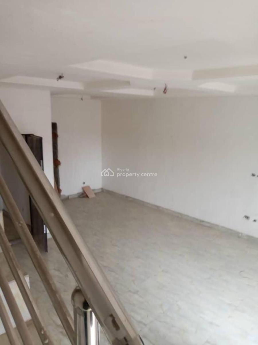 Vacant Well Renovated 4bedroom Terrace Duplex + Bq, Off Bode Thomas, Bode Thomas, Surulere, Lagos, Terraced Duplex for Sale