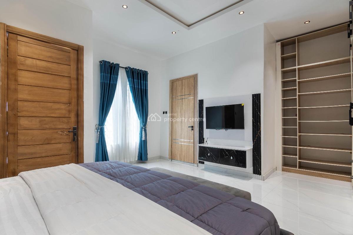 Luxury 2 Bedroom Fully Detached Duplex with Modern Features Available, 2 Bedroom Apartment in Lekki, Ologolo., Ologolo, Lekki, Lagos, Flat / Apartment Short Let