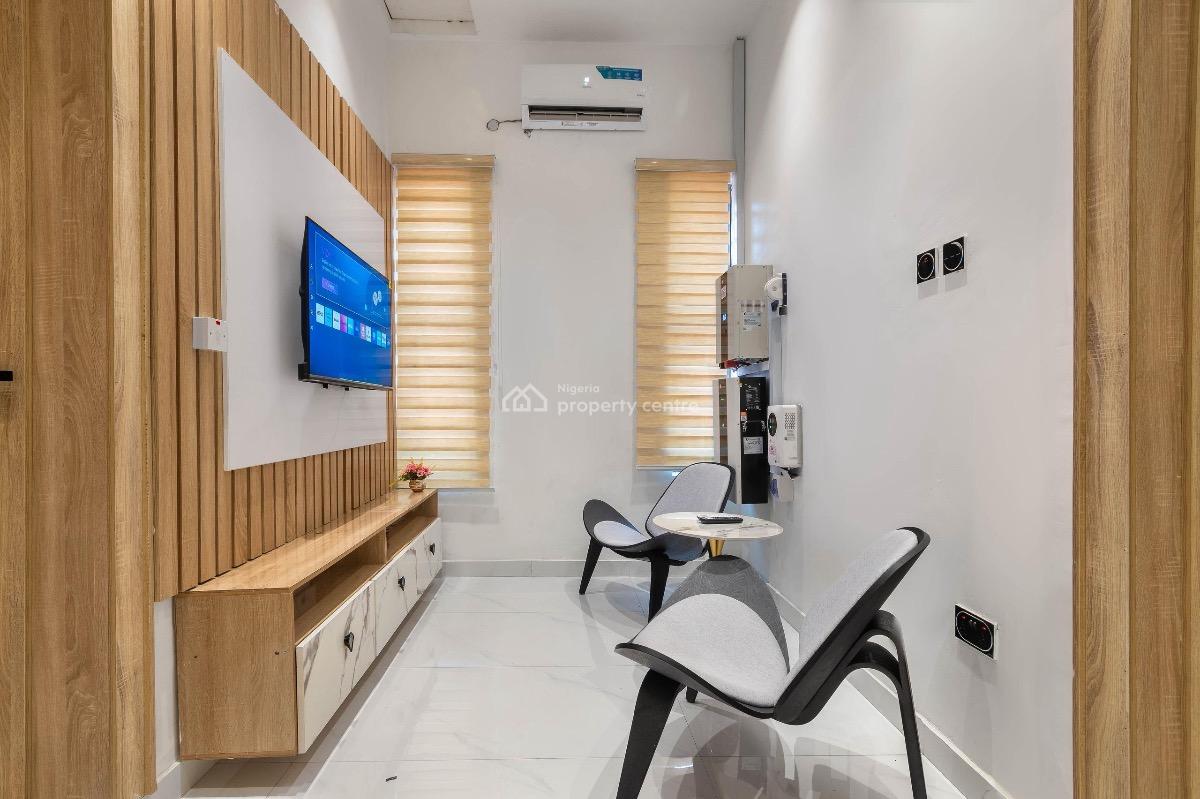 Luxury 2 Bedroom Fully Detached Duplex with Modern Features Available, 2 Bedroom Apartment in Lekki, Ologolo., Ologolo, Lekki, Lagos, Flat / Apartment Short Let