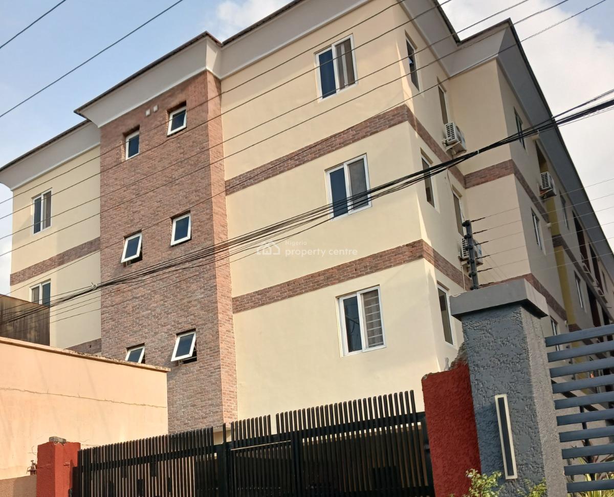 Serviced 2 Bedroom En-suite Flat with a Partly Open Fitted Kitchen, Co, Ikate Elegushi, Lekki, Lagos, Flat / Apartment for Rent