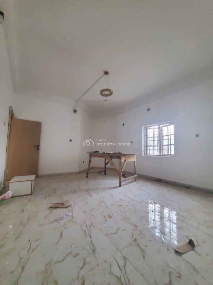 Superluxury 3bedroom Flat on a Tarred R, By Shopping Complex, Area 1, Garki, Abuja, Flat / Apartment for Rent
