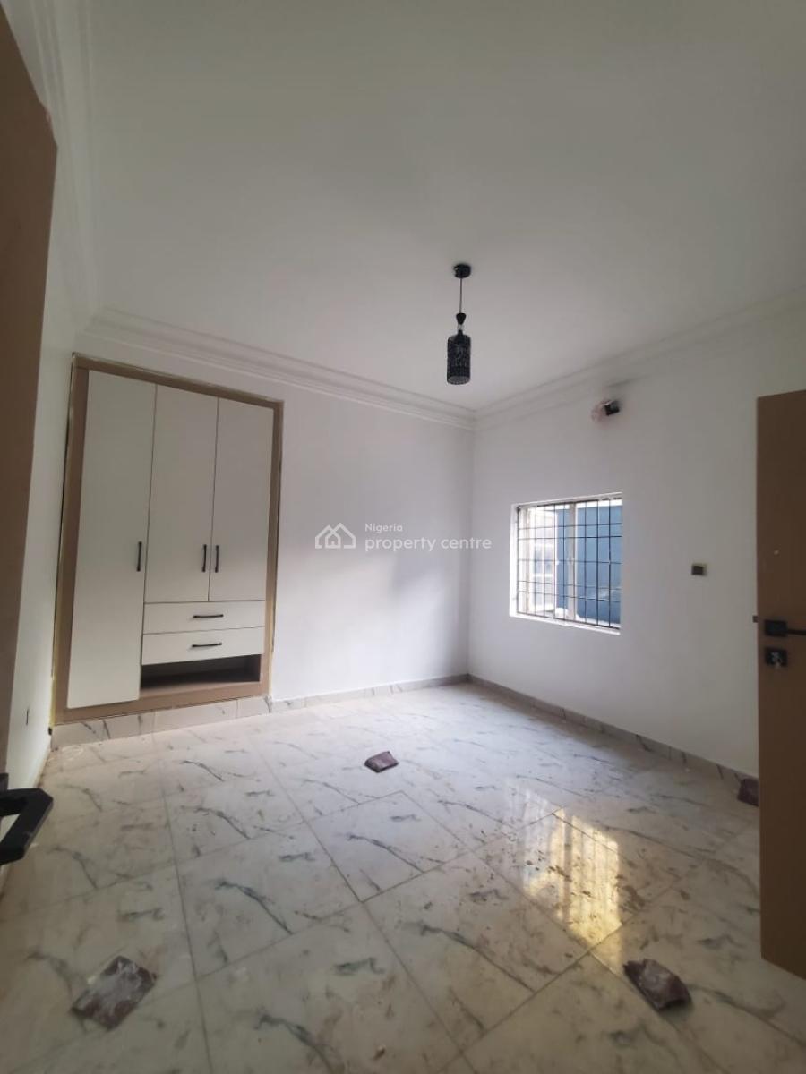 Superluxury 3bedroom Flat on a Tarred R, By Shopping Complex, Area 1, Garki, Abuja, Flat / Apartment for Rent