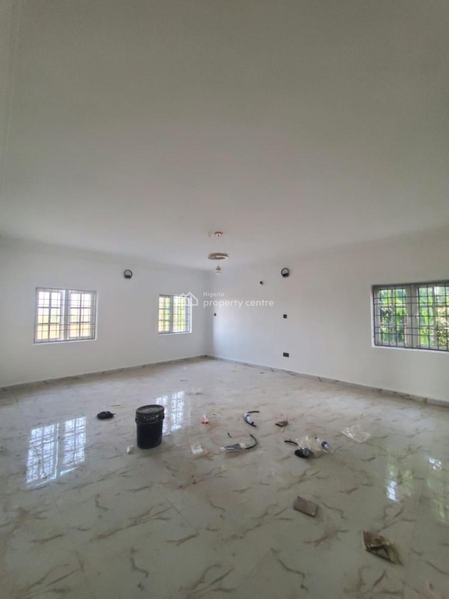 Superluxury 3bedroom Flat on a Tarred R, By Shopping Complex, Area 1, Garki, Abuja, Flat / Apartment for Rent