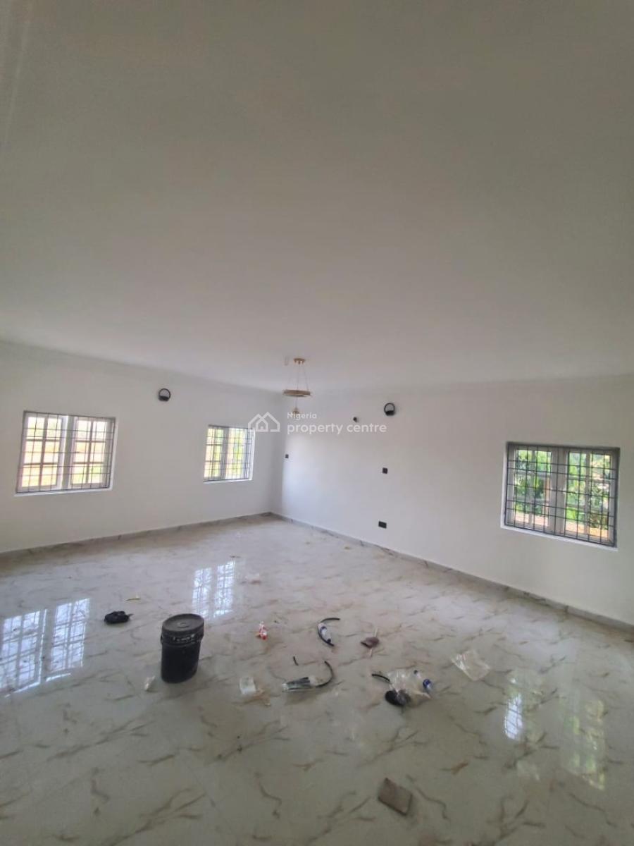 Superluxury 3bedroom Flat on a Tarred R, By Shopping Complex, Area 1, Garki, Abuja, Flat / Apartment for Rent