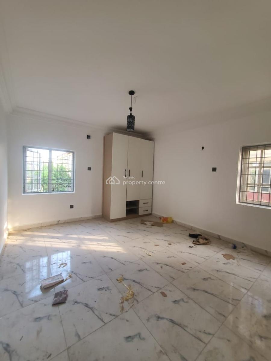 Superluxury 3bedroom Flat on a Tarred R, By Shopping Complex, Area 1, Garki, Abuja, Flat / Apartment for Rent