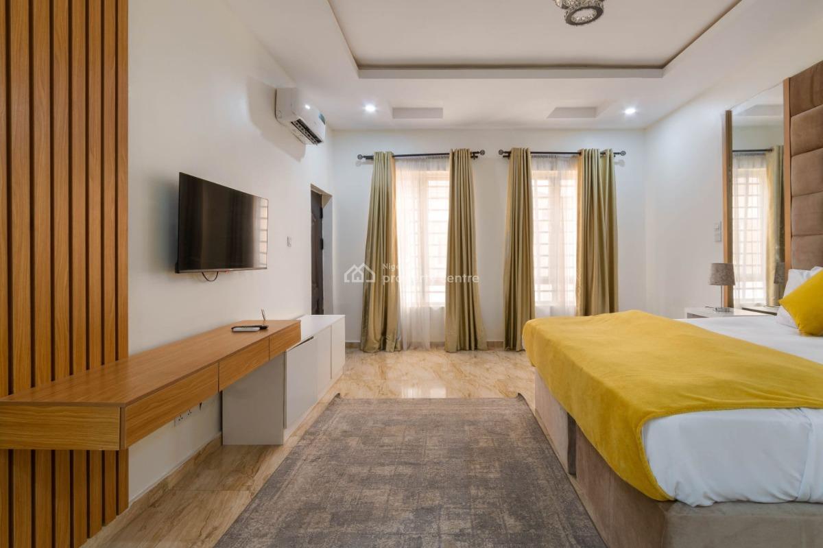 Massive Masters Studio Apt with Pool, Gym, 24hrs Power, Playground, Orchid Road, Lekki, Lagos, Mini Flat (room and Parlour) for Rent