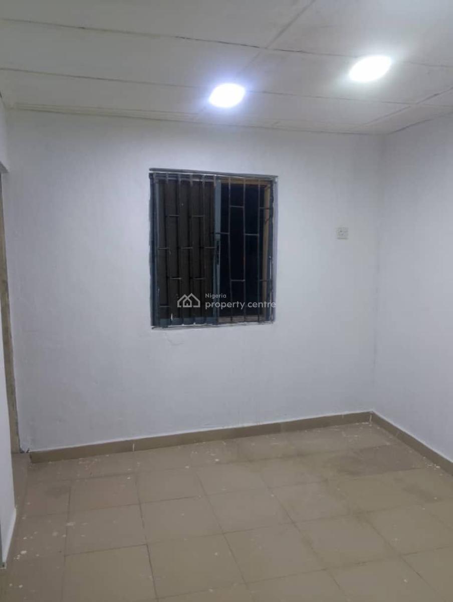 Room and Parlour (mini Flat), Igbo Efon, Lekki, Lagos, Mini Flat (room and Parlour) for Rent