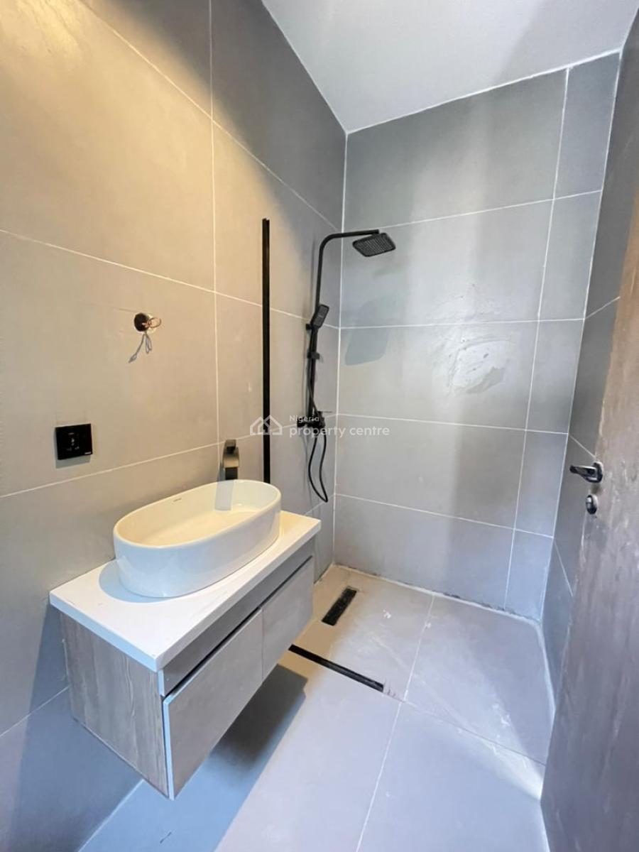 2 Bedroom Serviced Apartment with Gym & Elevator, 2 Bedroom Serviced Apartment with Gym & Elevator, Lekki Phase 1, Lekki, Lagos, Flat / Apartment for Sale