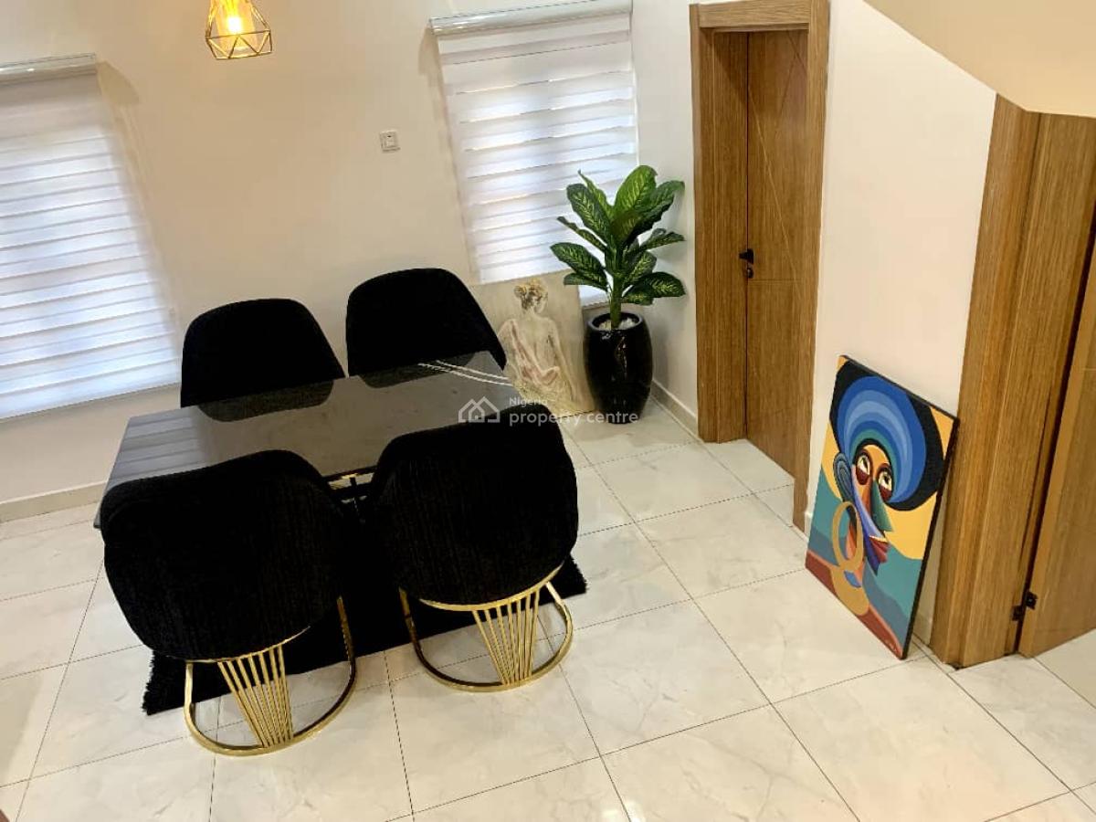 Nicely Furnished 3 Bedroom Apartment, Ikeja, Lagos, Flat / Apartment Short Let