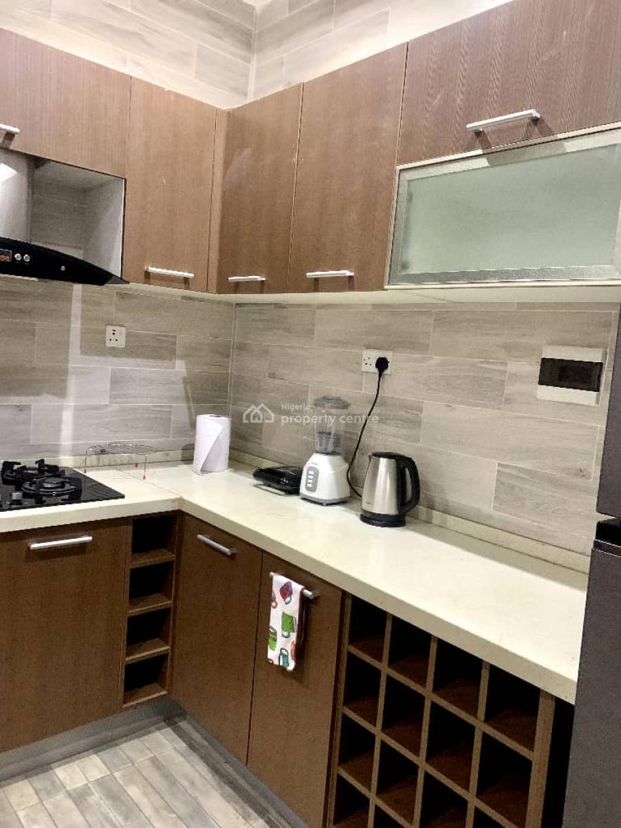 Nicely Furnished 3 Bedroom Apartment, Ikeja, Lagos, Flat / Apartment Short Let