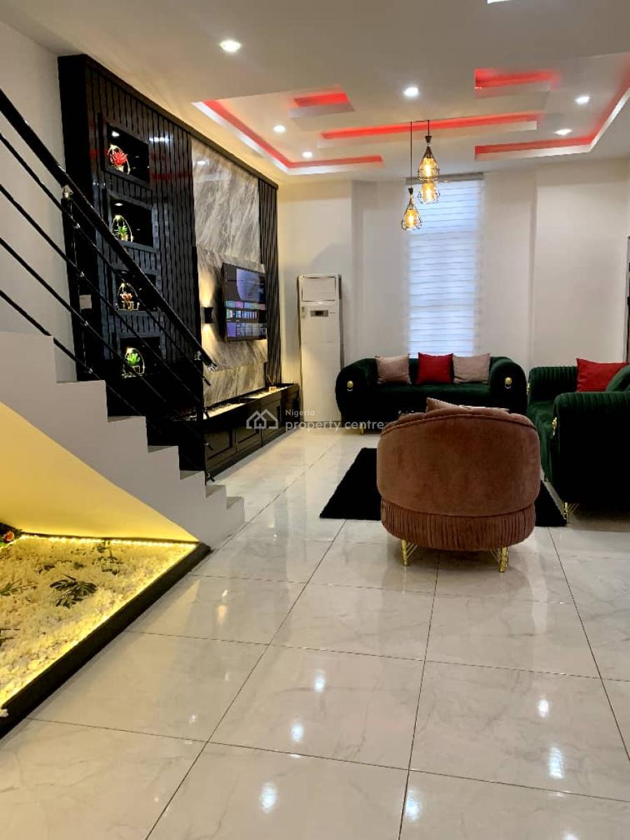 Nicely Furnished 3 Bedroom Apartment, Ikeja, Lagos, Flat / Apartment Short Let