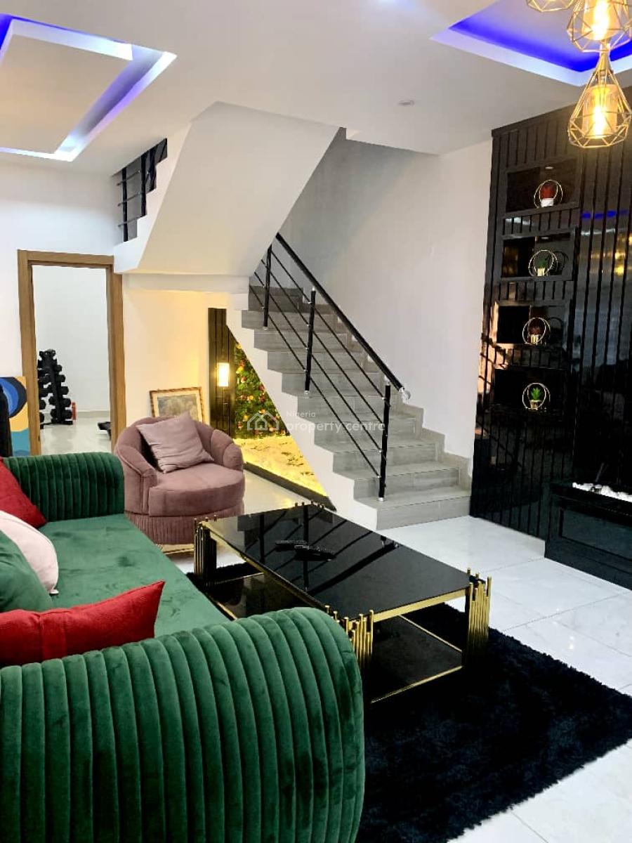 Nicely Furnished 3 Bedroom Apartment, Ikeja, Lagos, Flat / Apartment Short Let