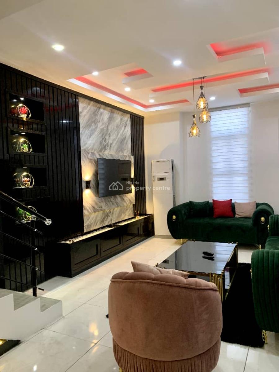 Nicely Furnished 3 Bedroom Apartment, Ikeja, Lagos, Flat / Apartment Short Let