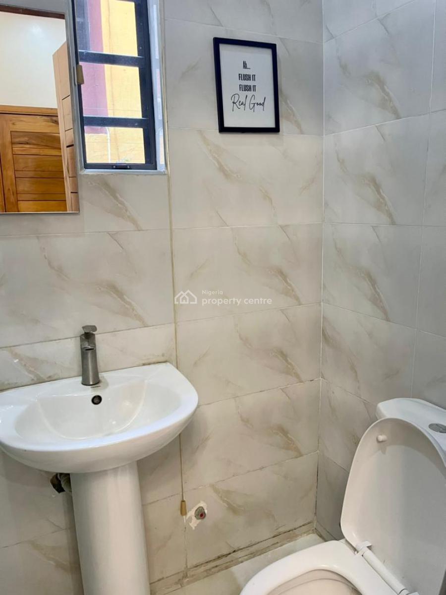 Clean & Sharp 3 Units Fully Furnished 3bedrooms Flat with Standby Gen, Lekki Phase 1, Lekki, Lagos, Flat / Apartment for Rent